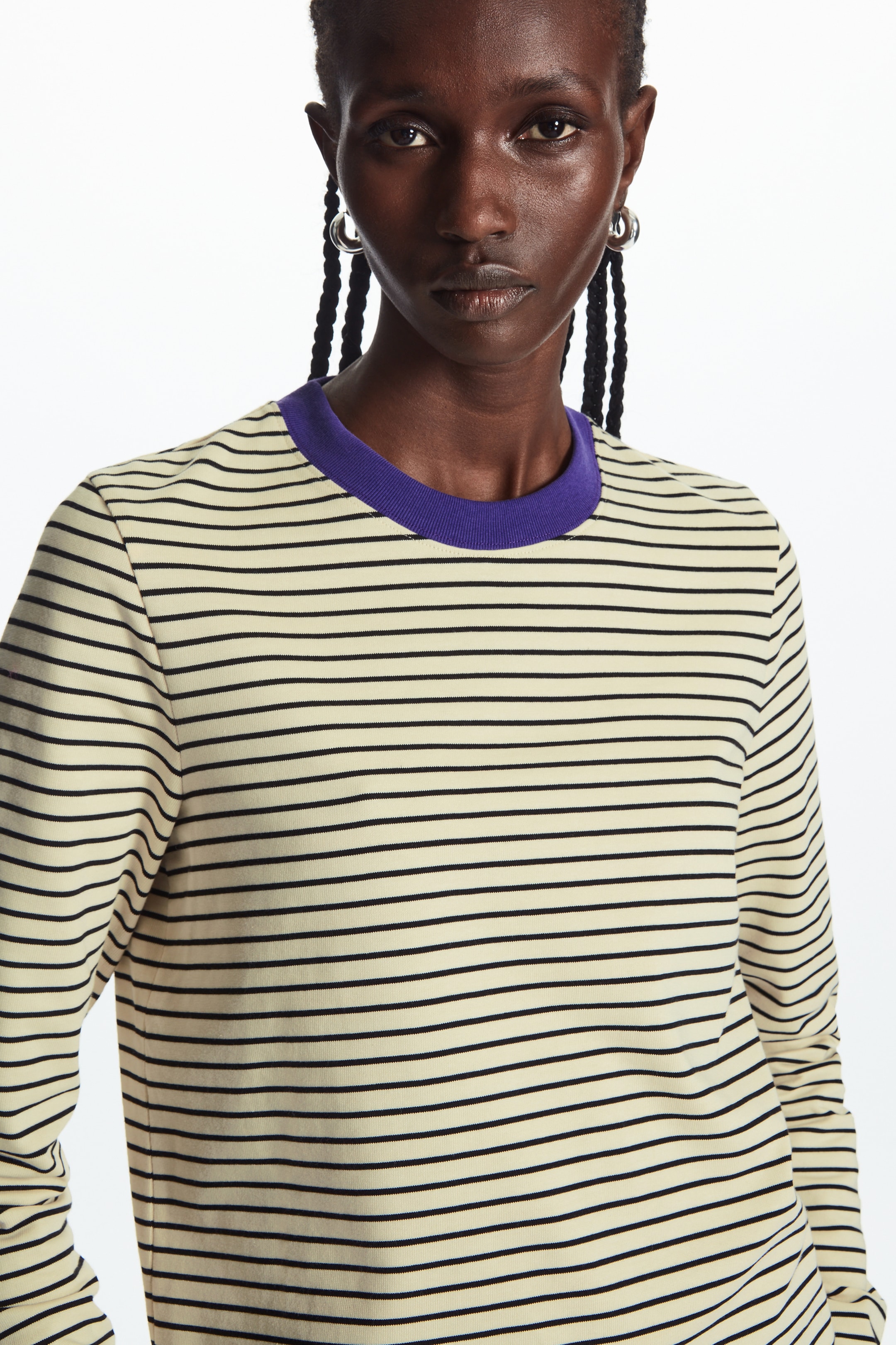 Front image of cos SLIM-FIT HEAVYWEIGHT LONG-SLEEVED T-SHIRT in CREAM / BLACK / STRIPED