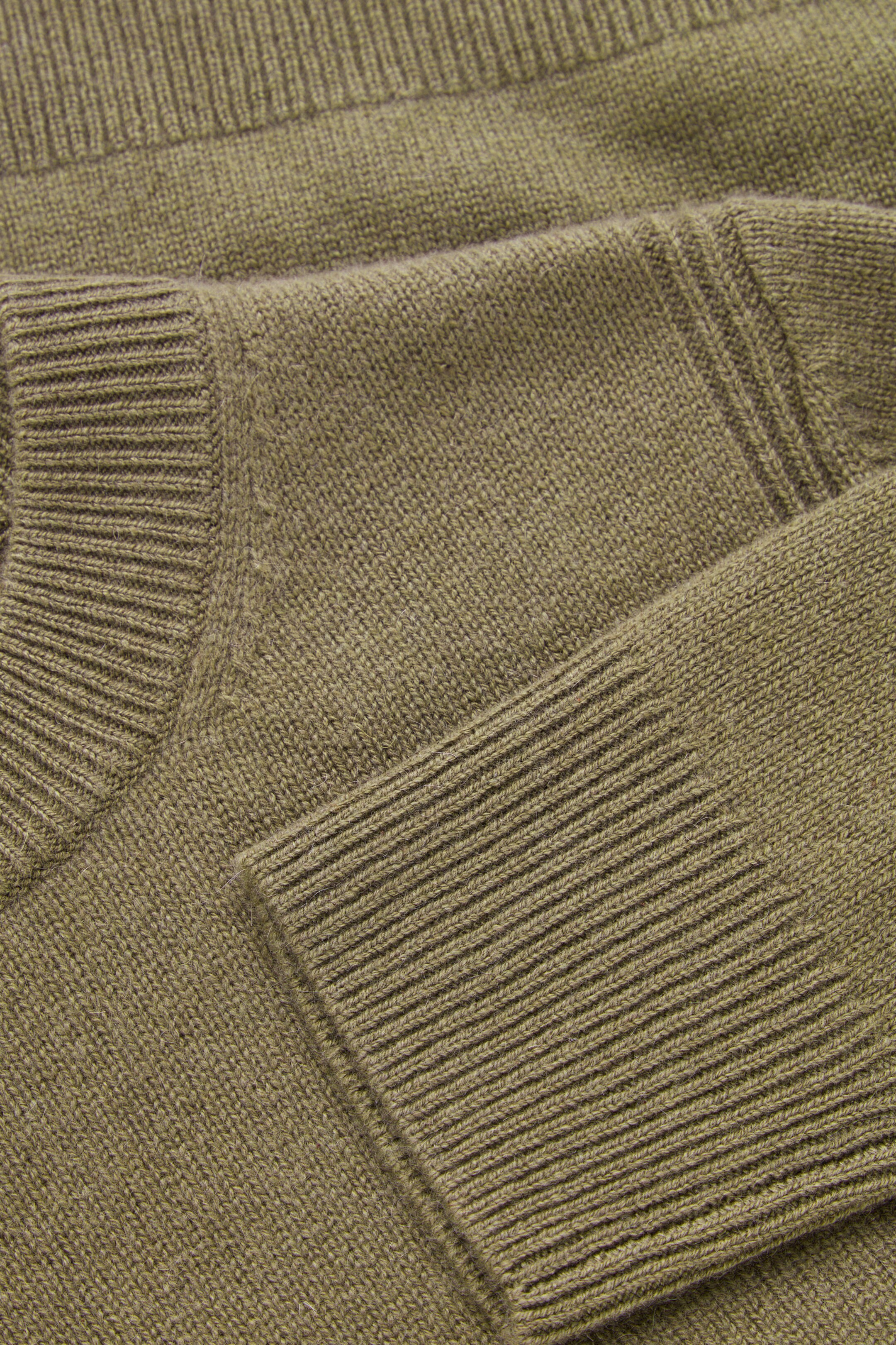 Pure cashmere jumper - khaki green 