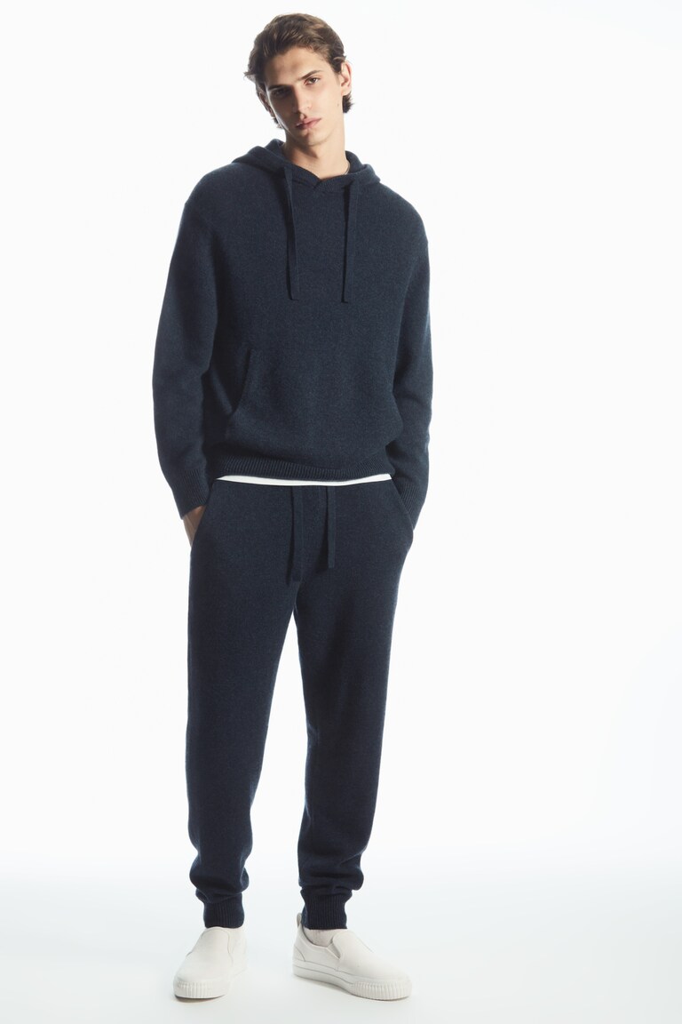 RELAXED-FIT PURE CASHMERE HOODIE