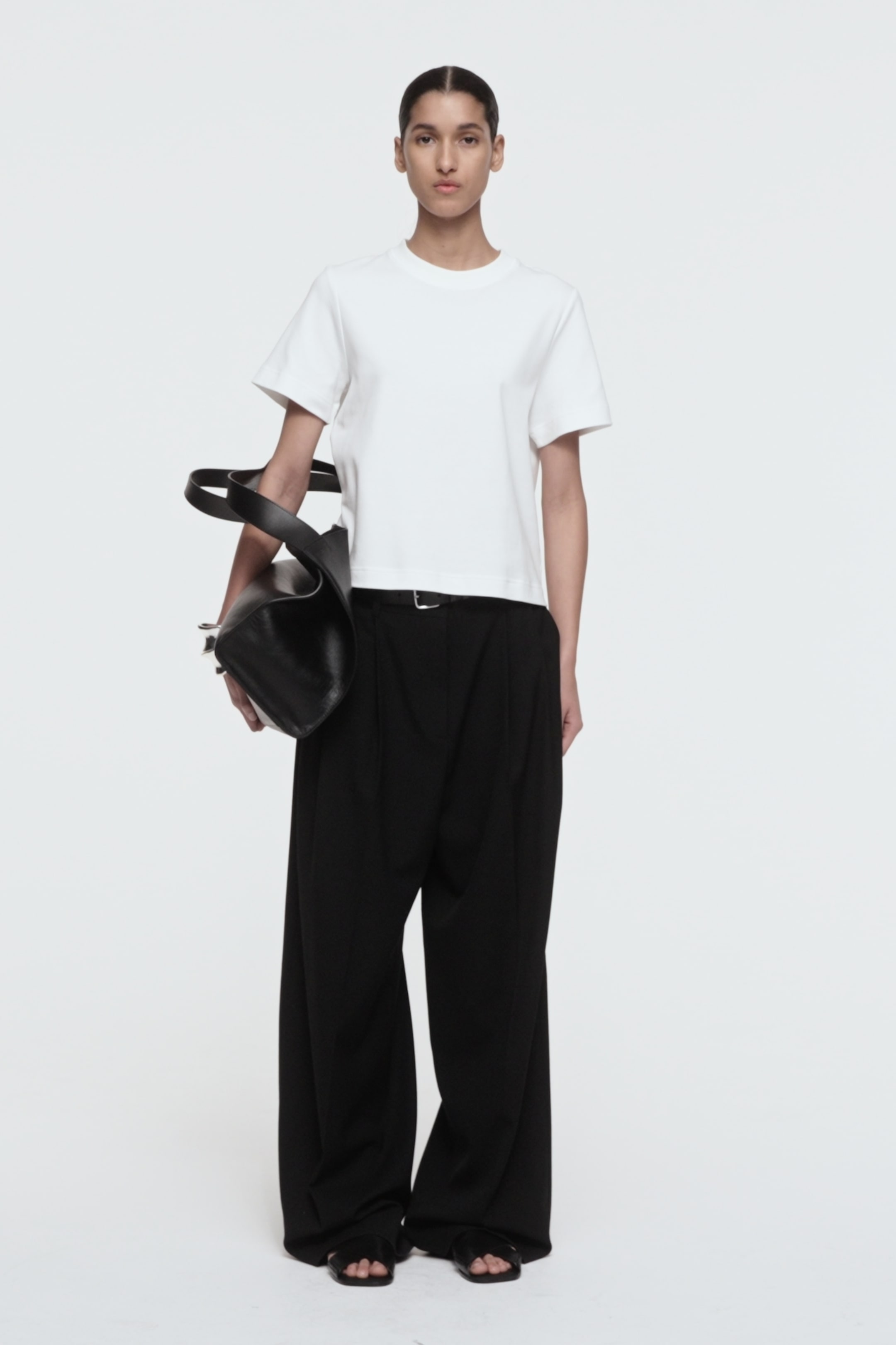 CLEAN CUT REGULAR T-SHIRT - WHITE - T-shirts - COS