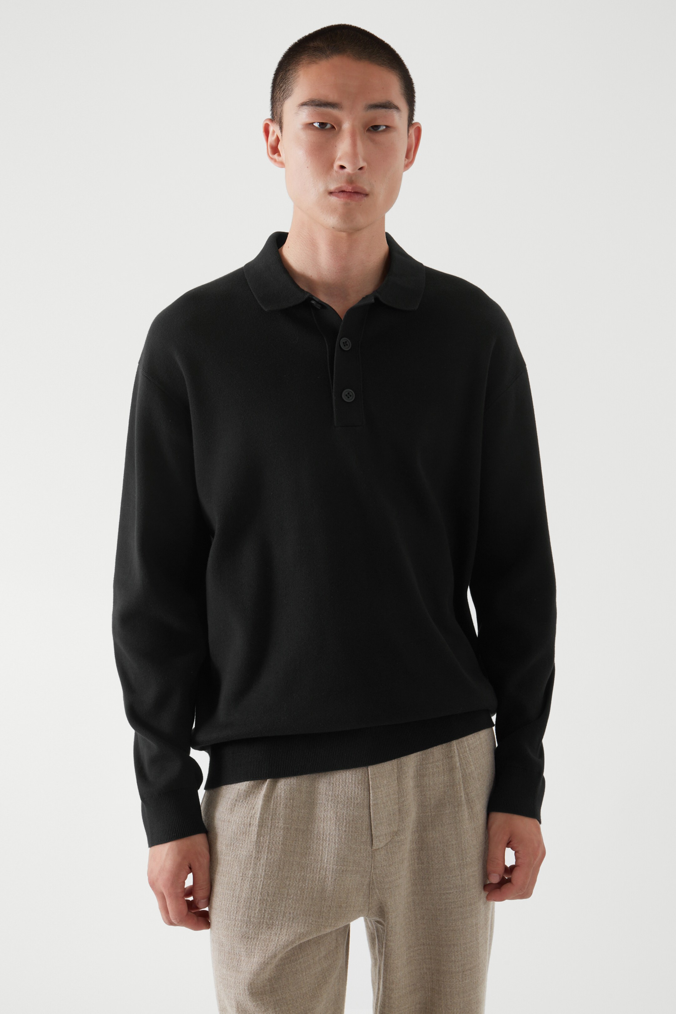 Right image of cos RELAXED-FIT KNITTED POLO SHIRT in BLACK