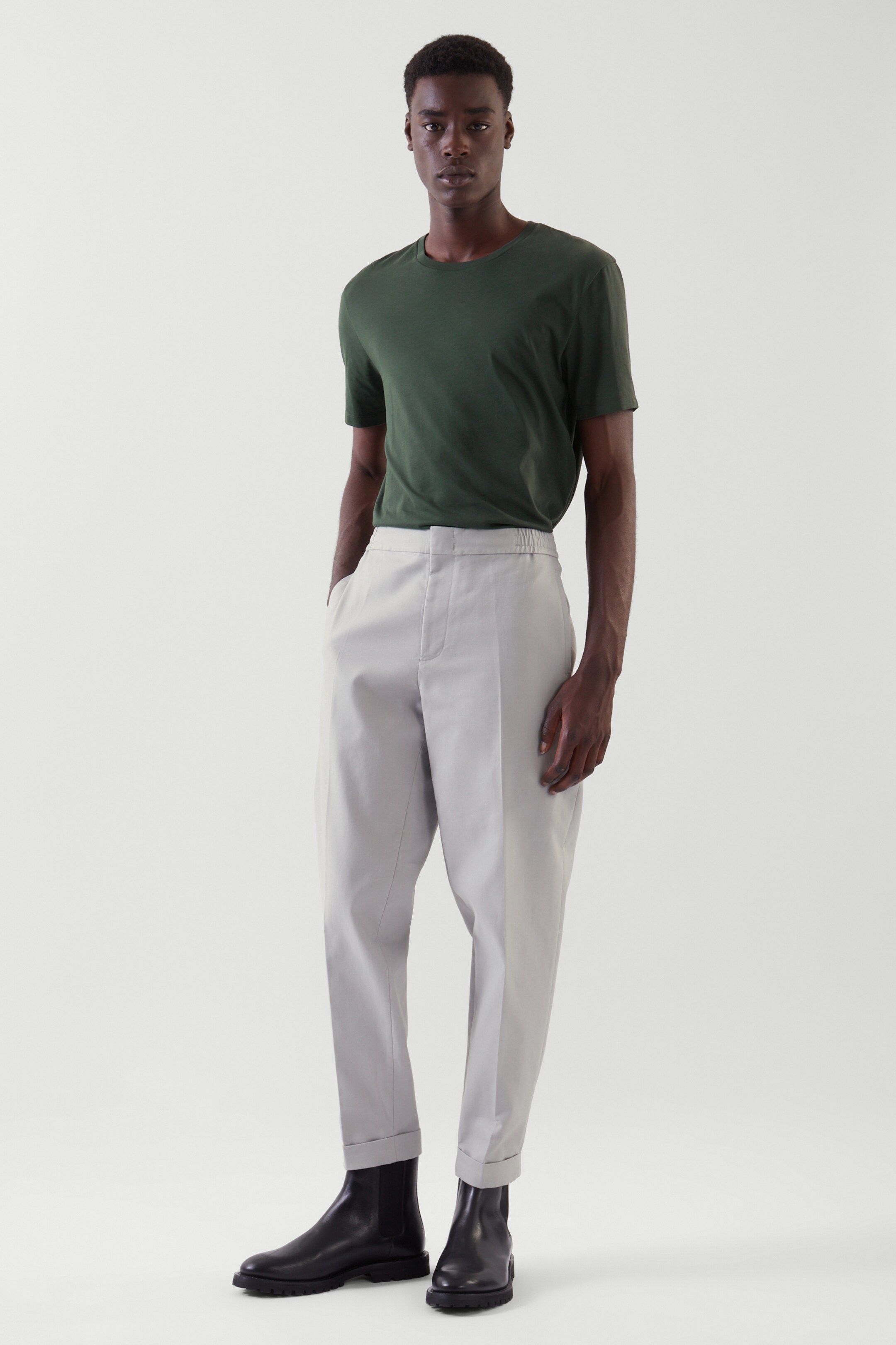 Regular-fit pleated pants - LIGHT GREY 