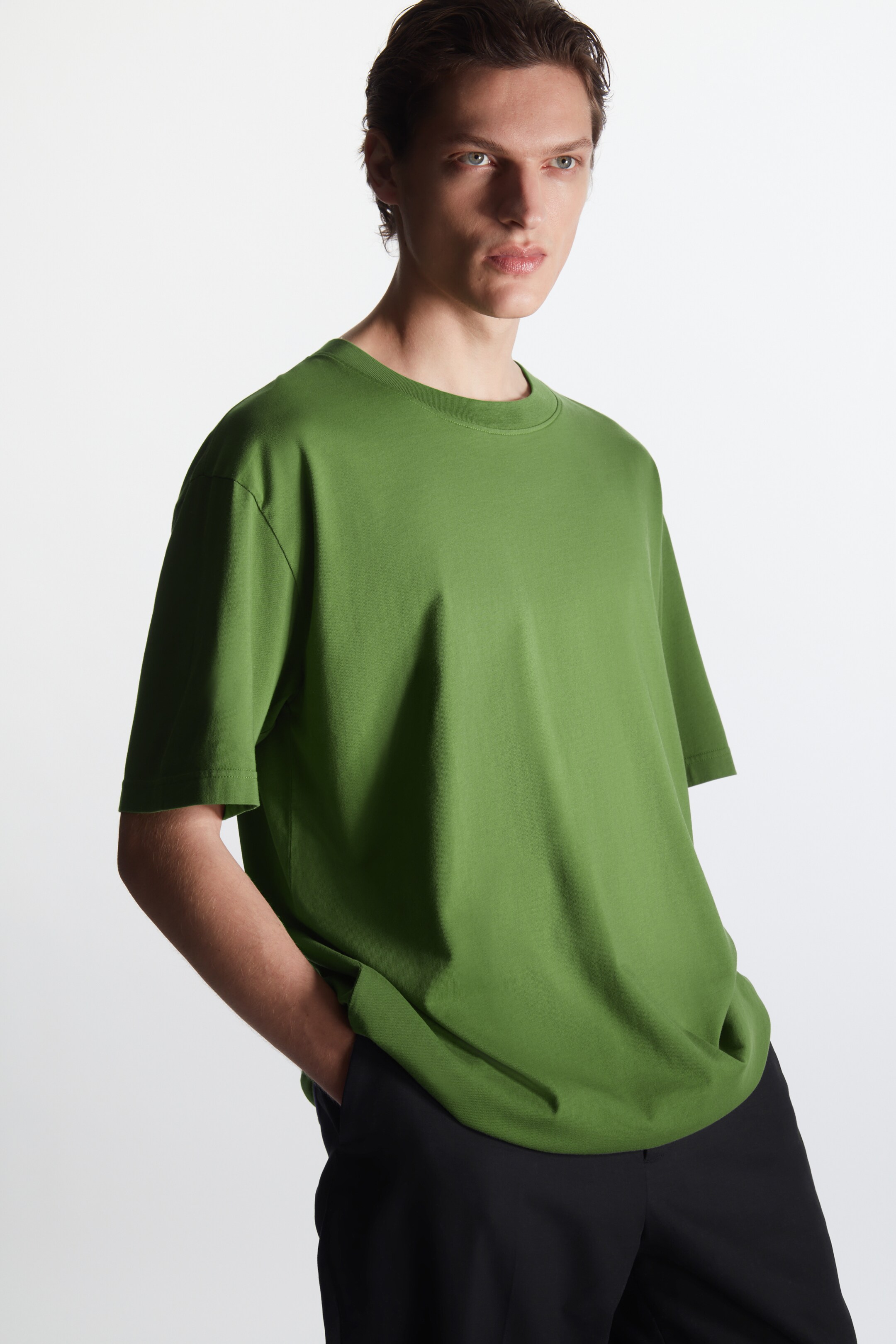 Front image of cos RELAXED-FIT T-SHIRT in OLIVE GREEN
