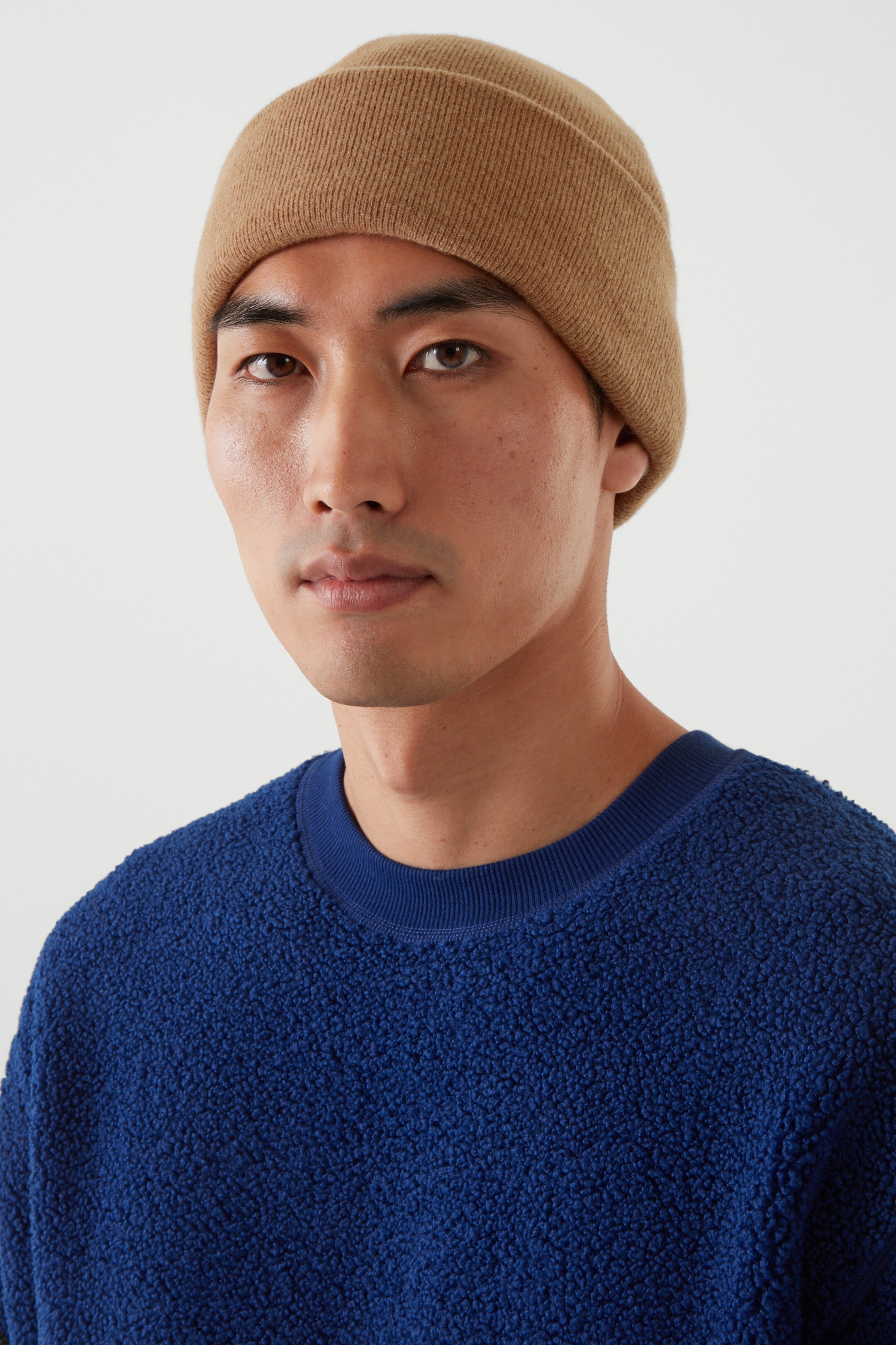 Front image of cos RELAXED-FIT WOOL BEANIE in DARK BEIGE