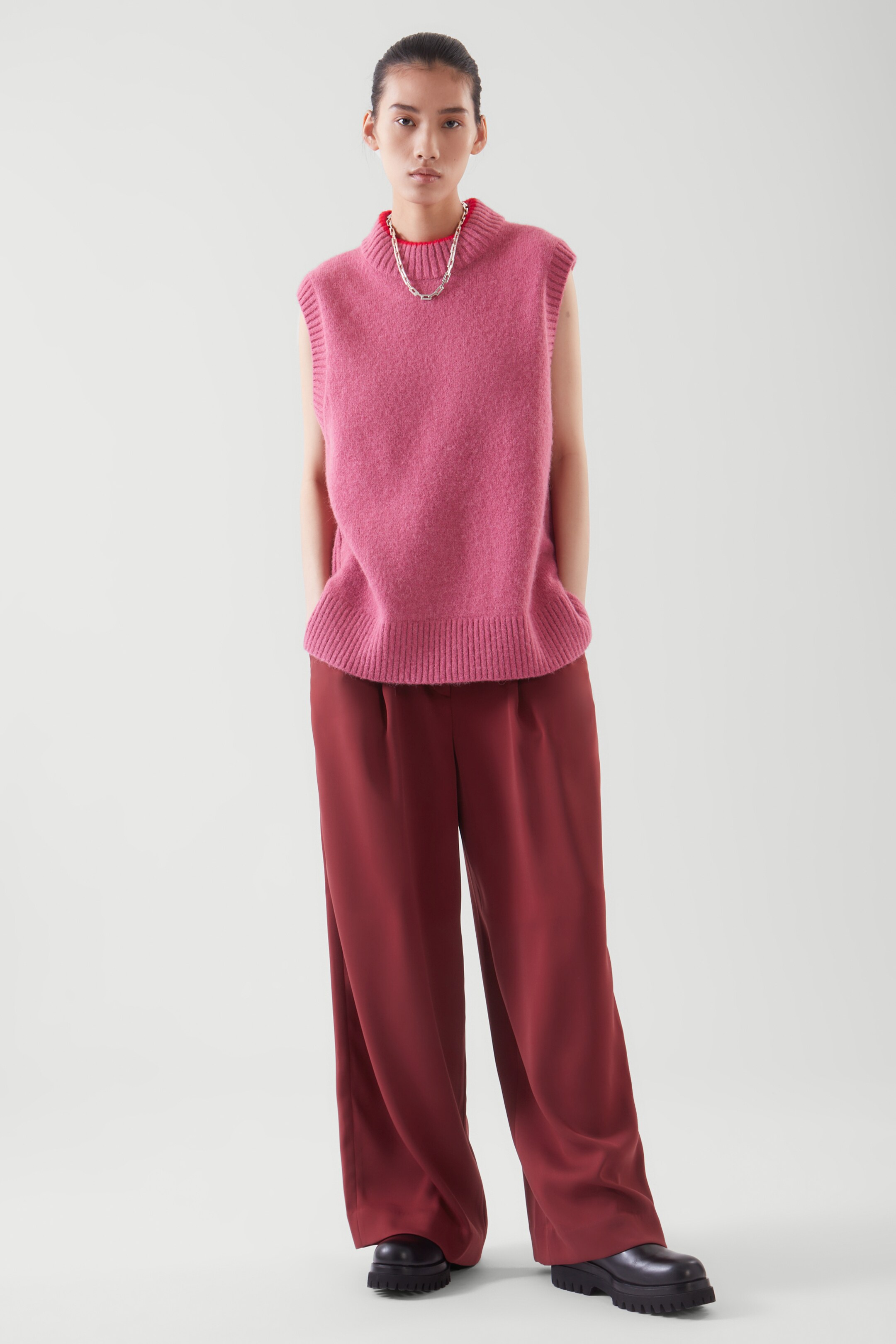 Front image of cos HIGH-WAISTED PLEATED PANTS in BURGUNDY
