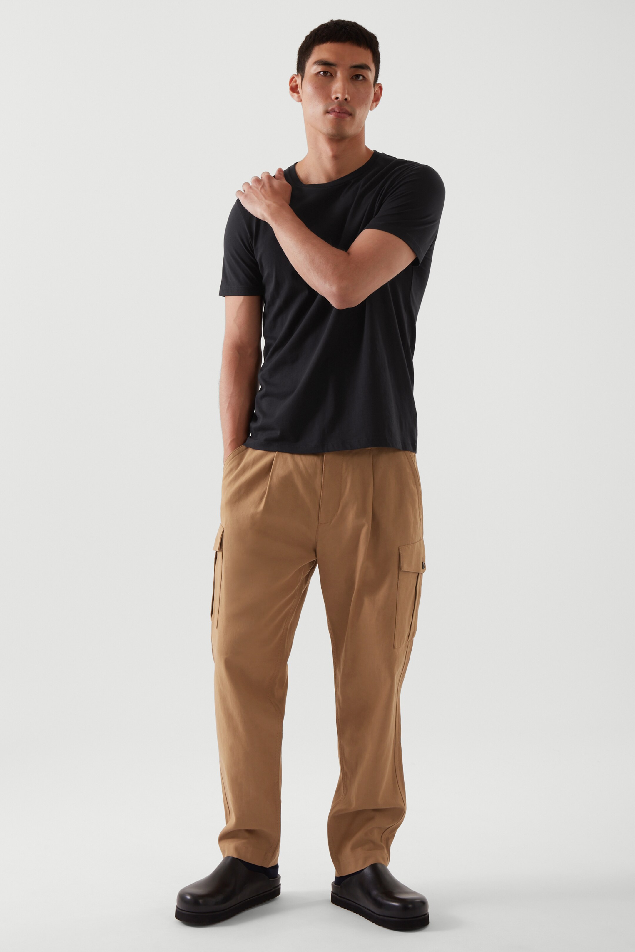 Relaxed-fit cargo pants - BEIGE - Men 