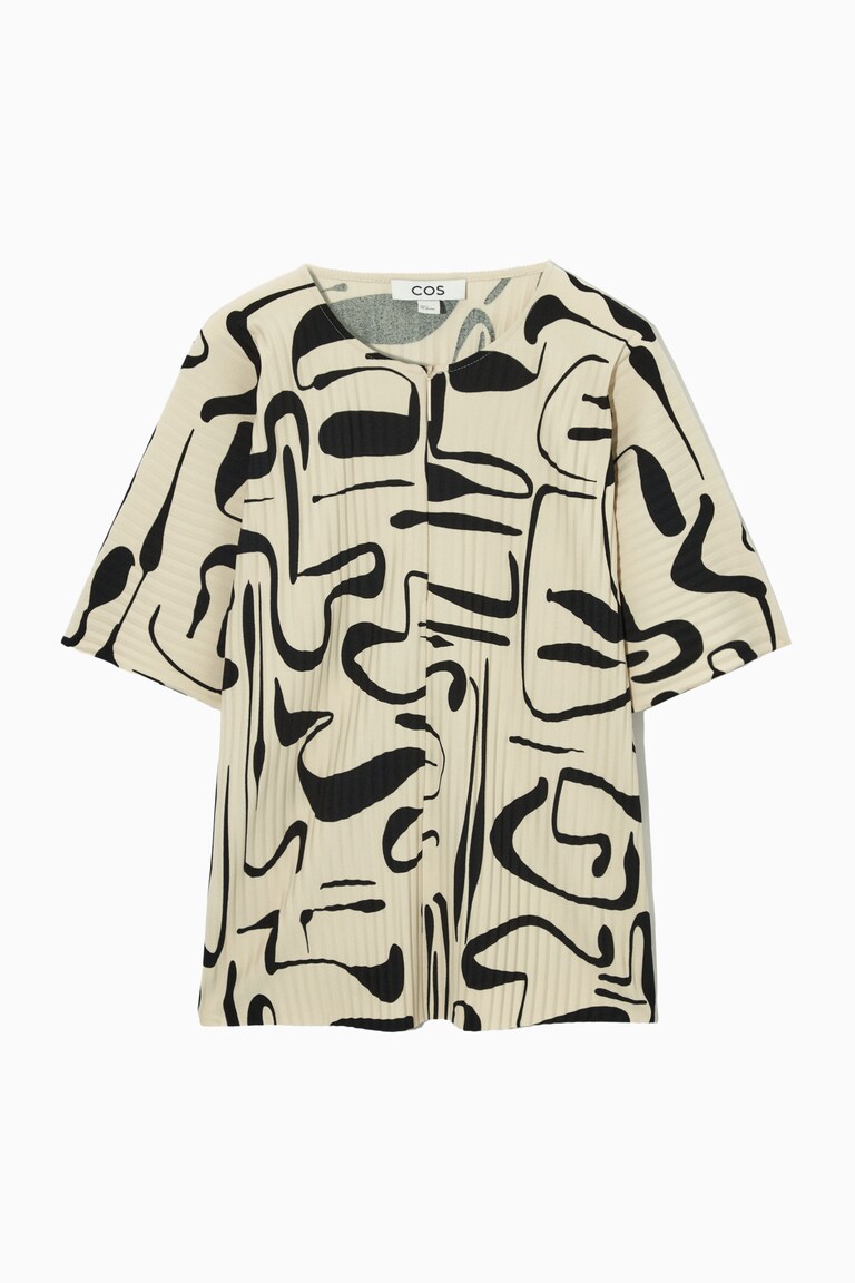 PLEATED HALF-ZIP TOP