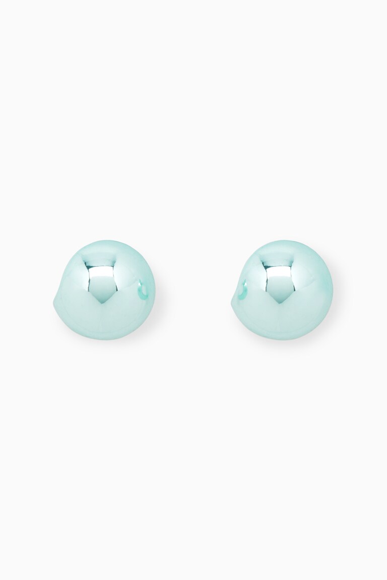 METALLIC STUD EARRINGS