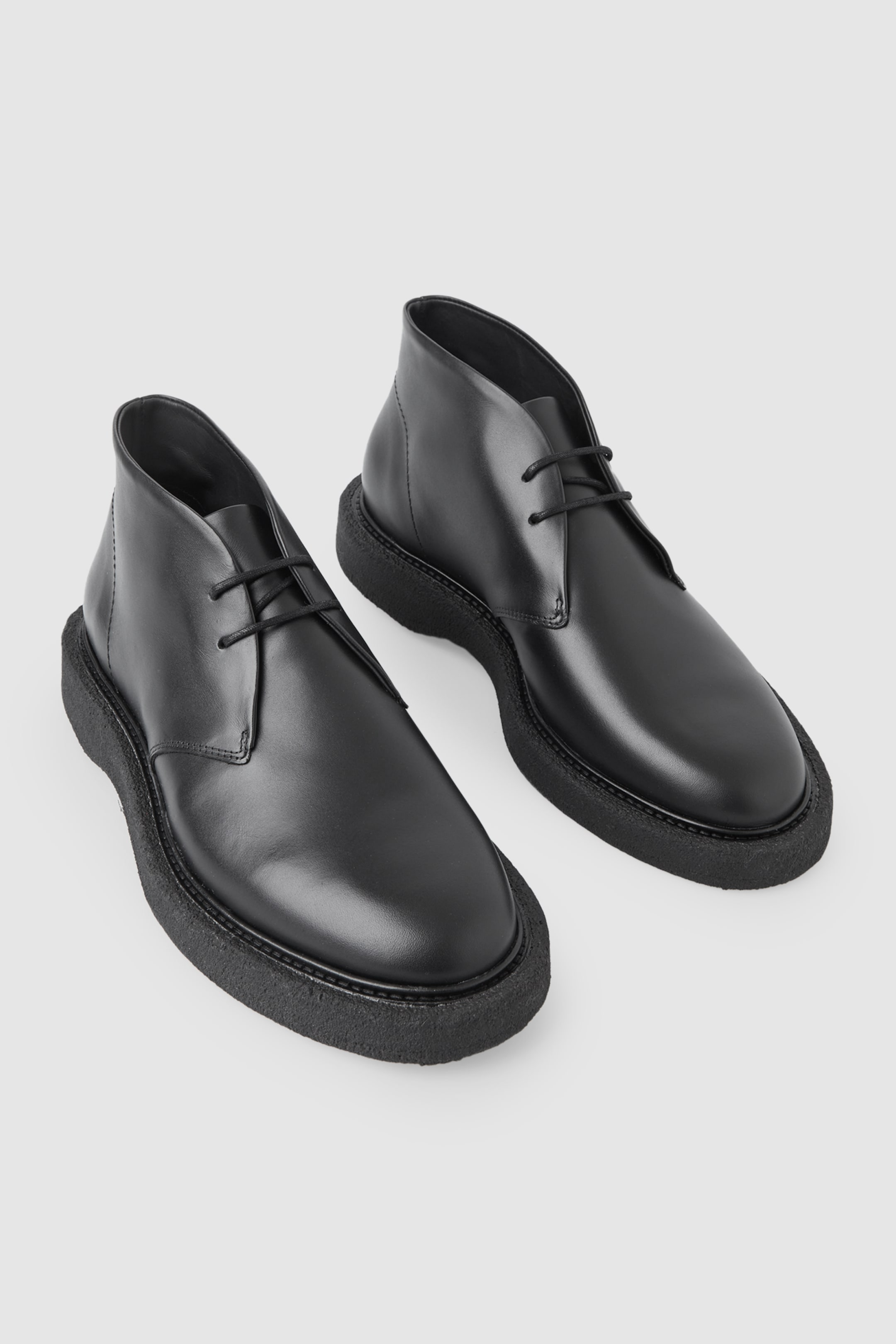 Right image of cos LEATHER DESERT BOOT in Black