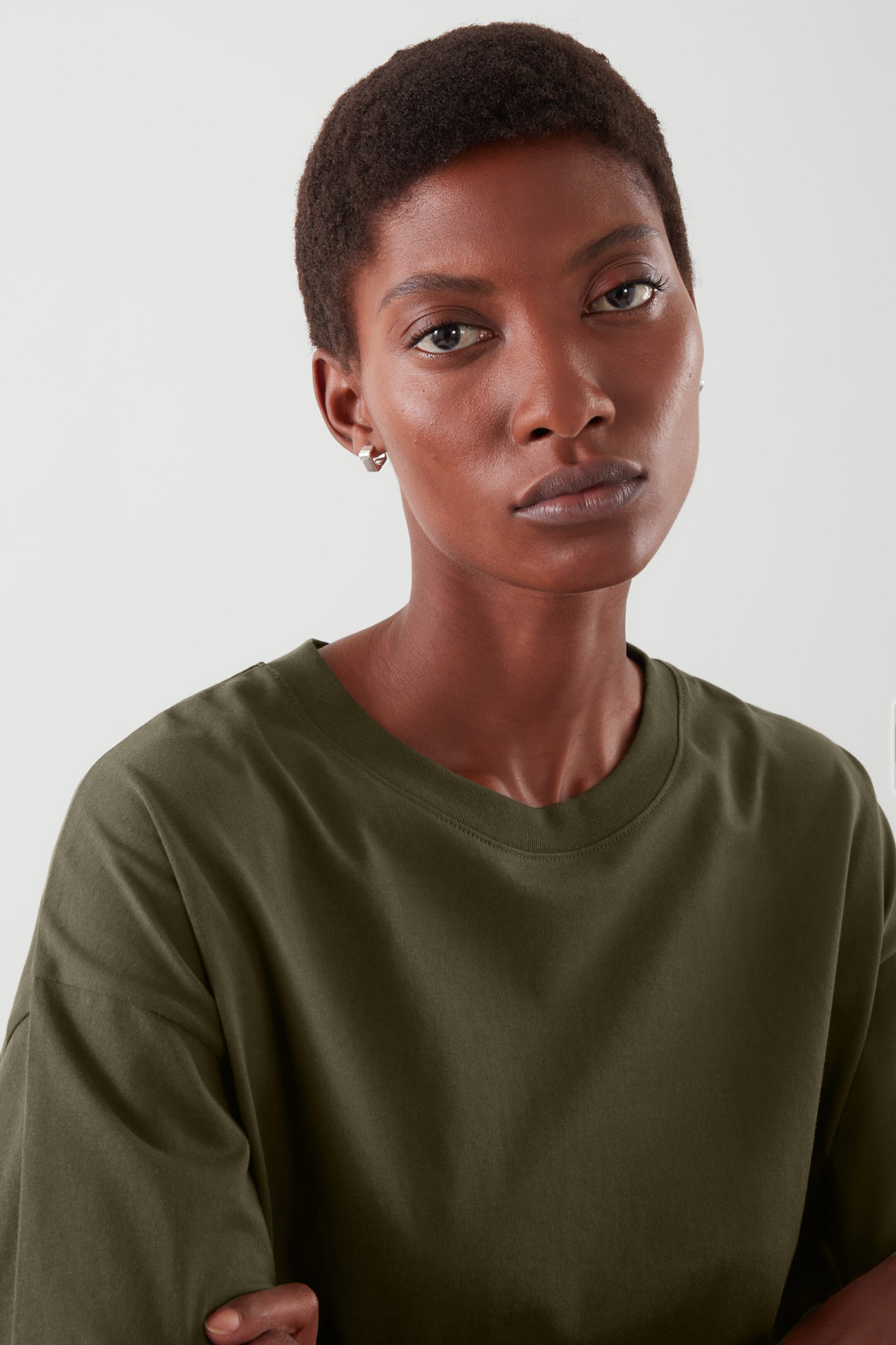 Front image of cos CROPPED COTTON T-SHIRT in KHAKI GREEN