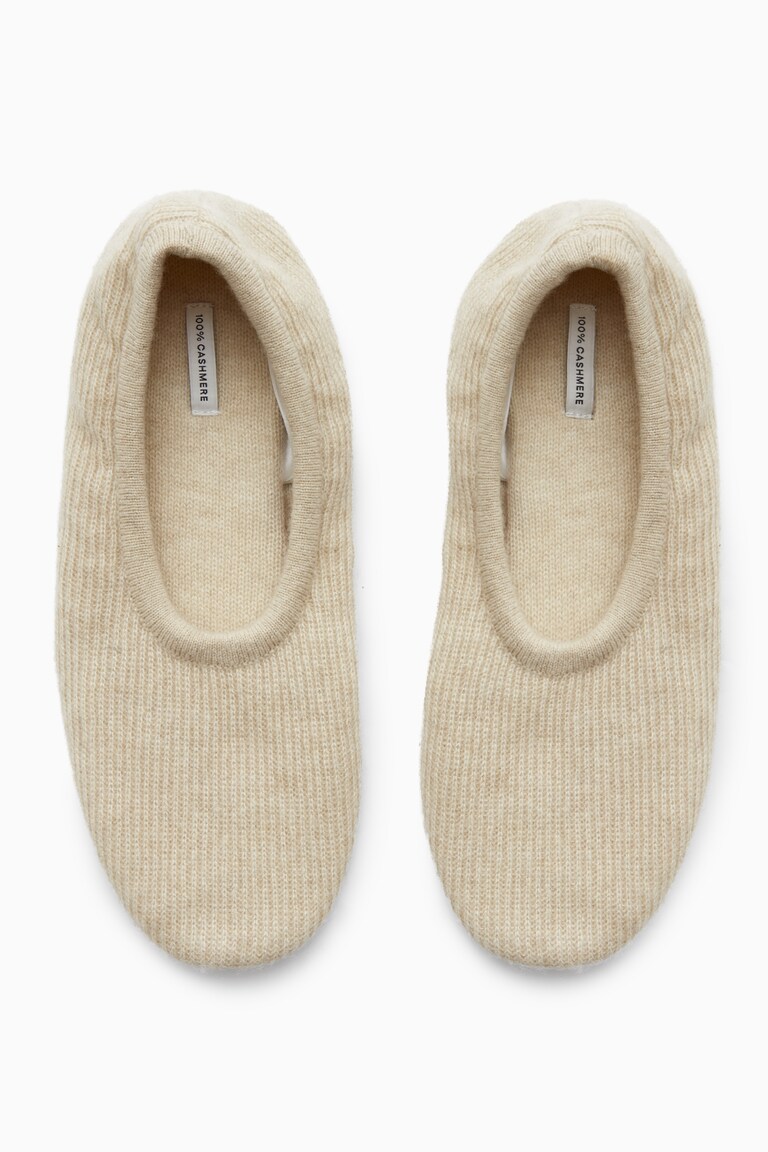 RIBBED CASHMERE SLIPPERS