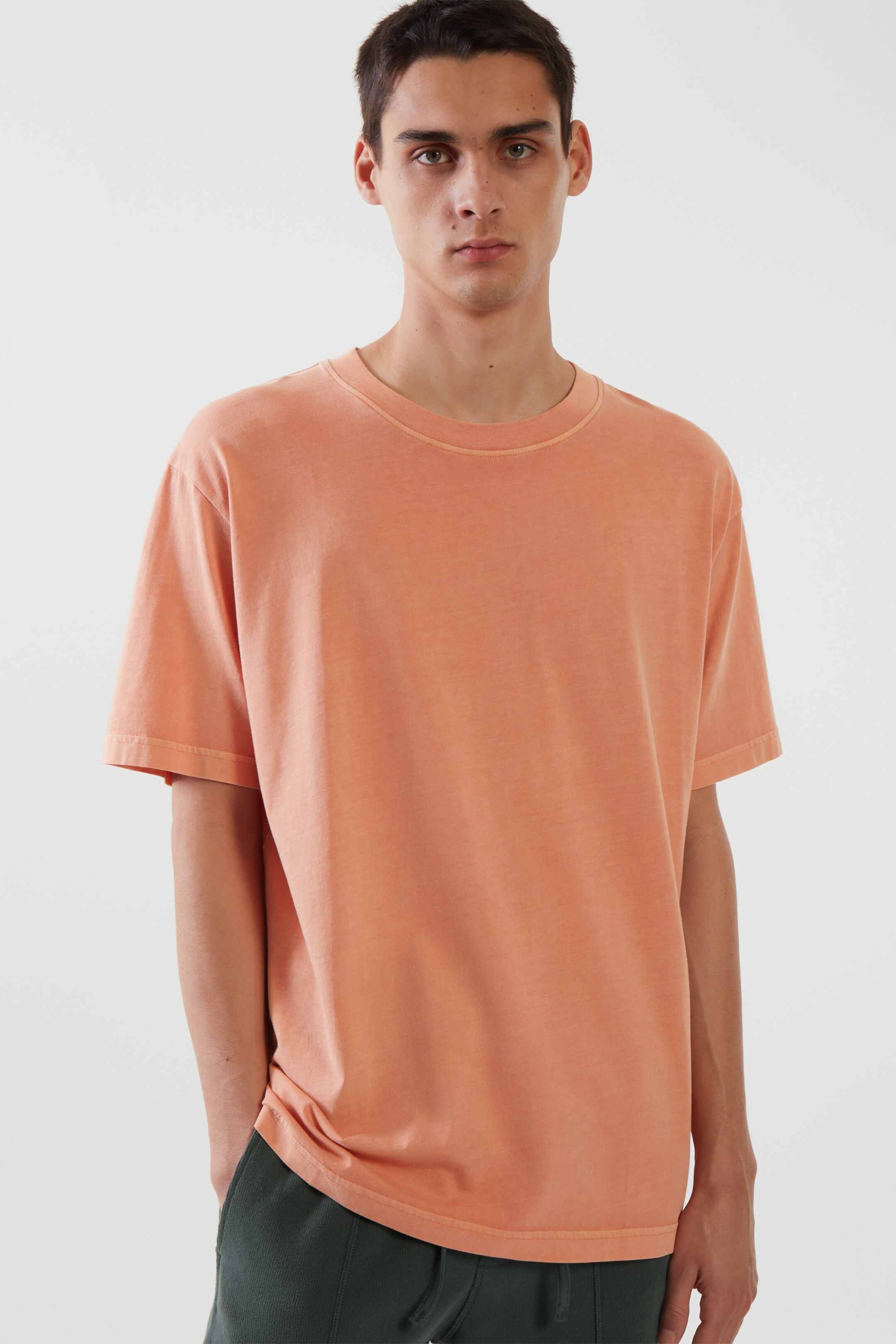 Front image of cos RELAXED-FIT T-SHIRT in ORANGE