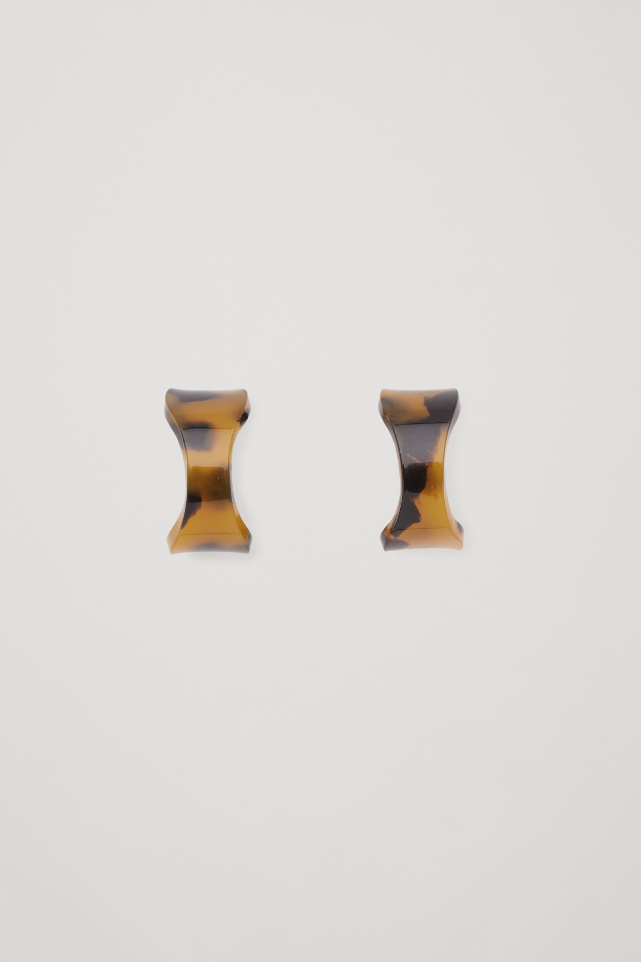Front image of cos TORTOISESHELL-EFFECT EARRINGS in BROWN