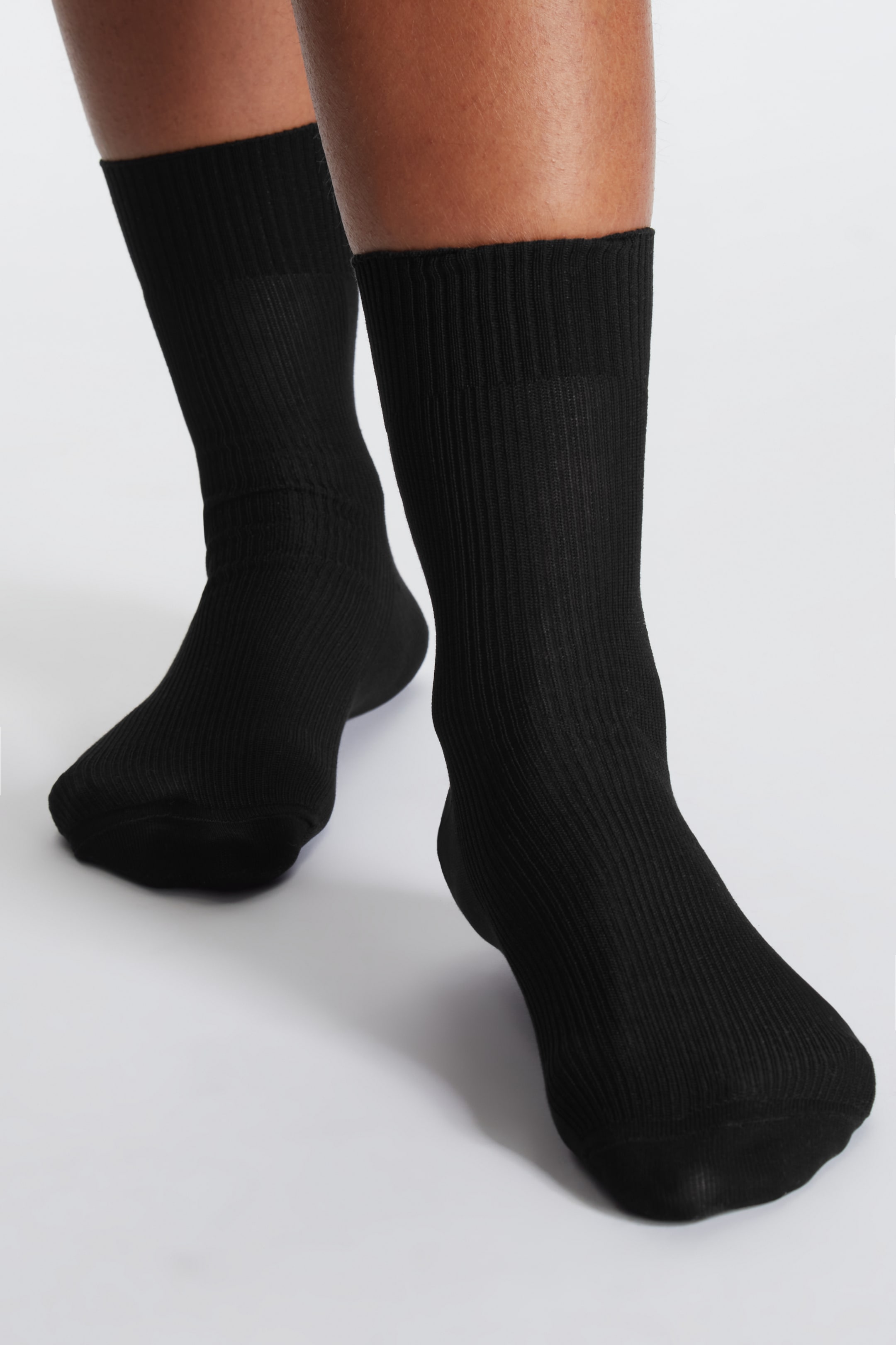 Front image of cos 2-PACK RIBBED PANEL SOCKS in BLACK