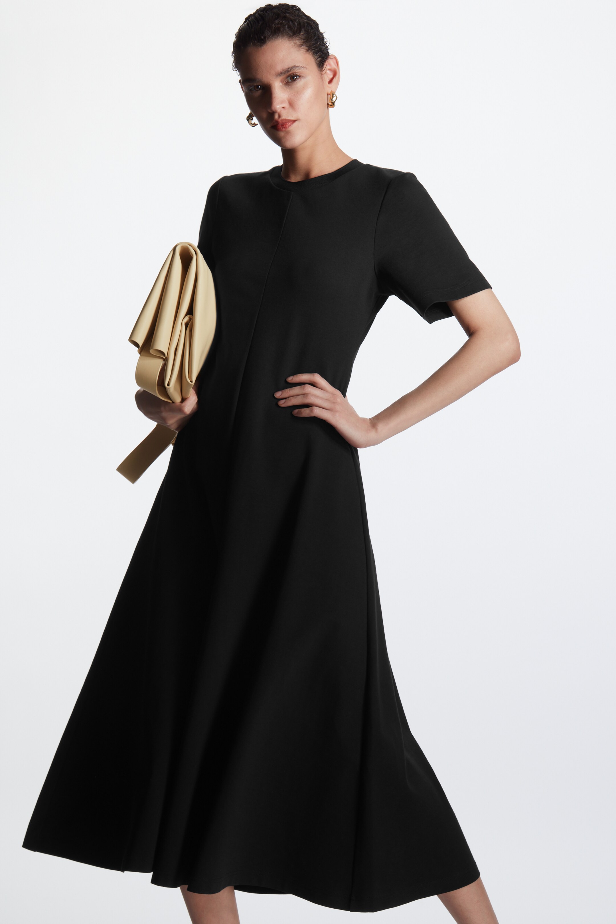 Front image of cos SHORT-SLEEVED JERSEY MIDI DRESS in BLACK