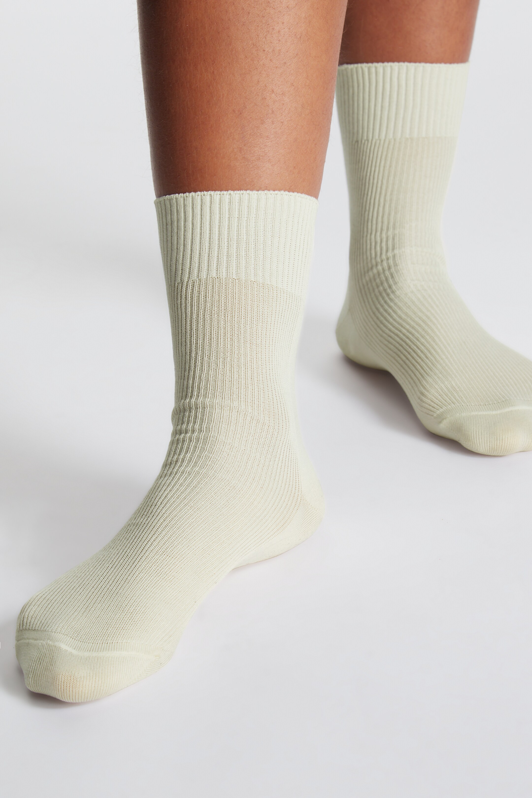Front image of cos 2-PACK RIBBED PANEL SOCKS in CREAM