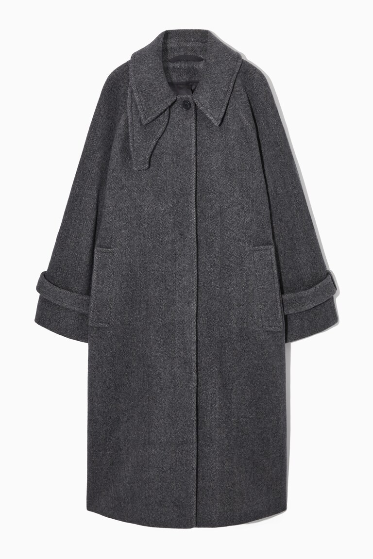 OVERSIZED ROUNDED WOOL COAT